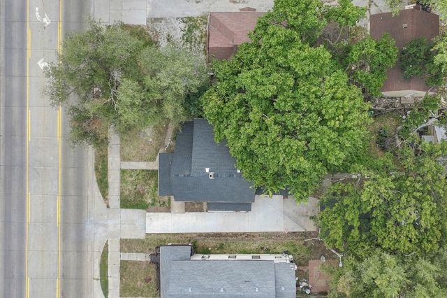 611 S Hydraulic St, Wichita, KS 67211