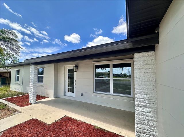 400 DALTON BOULEVARD, Port Charlotte, FL 33952