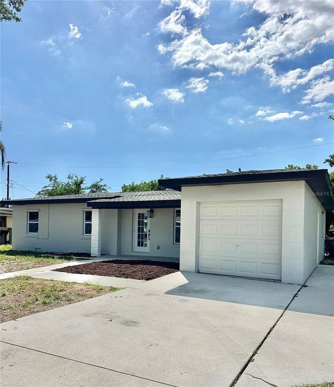 400 DALTON BOULEVARD, Port Charlotte, FL 33952