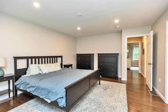 12 Springvale Avenue, Brookline, NH 03033