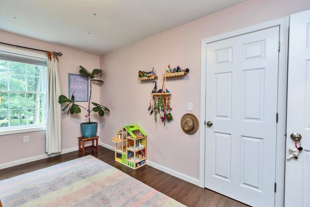 12 Springvale Avenue, Brookline, NH 03033
