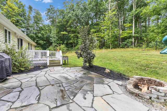 12 Springvale Avenue, Brookline, NH 03033