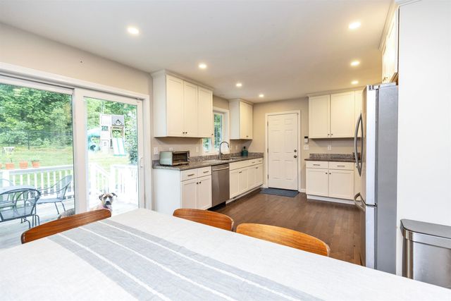 12 Springvale Avenue, Brookline, NH 03033