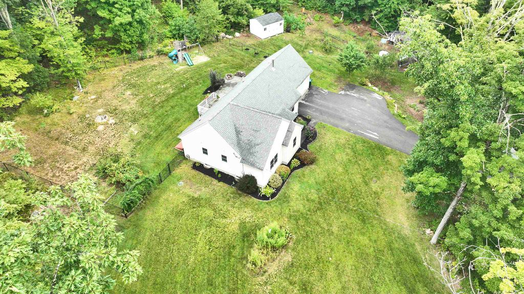 12 Springvale Avenue, Brookline, NH 03033