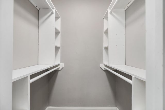 12423 Brightwood Drive, Montgomery, TX 77356