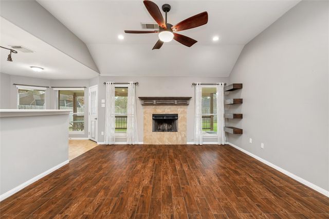 12423 Brightwood Drive, Montgomery, TX 77356