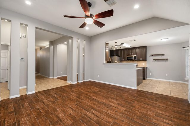 12423 Brightwood Drive, Montgomery, TX 77356