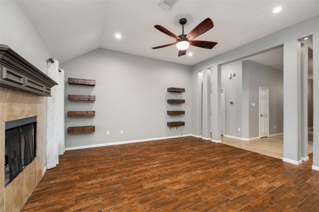 12423 Brightwood Drive, Montgomery, TX 77356