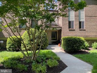 6 LONGSTREAM CT #T-2, Baltimore, MD 21209