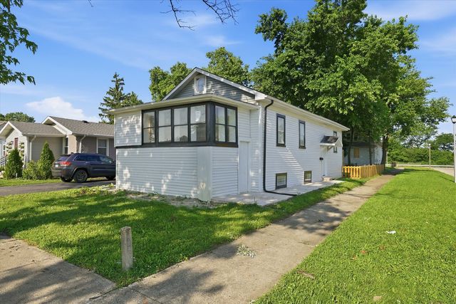 1808 S 22nd Avenue, Maywood, IL 60153