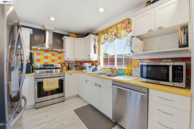 4541 Darcelle Dr, Union City, CA 94587