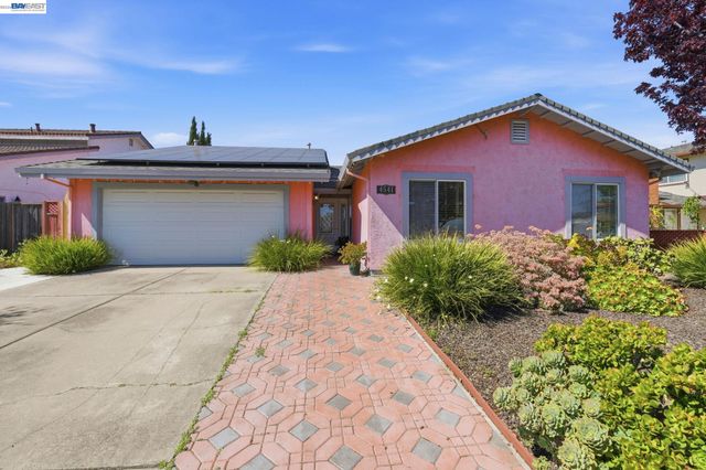 4541 Darcelle Dr, Union City, CA 94587