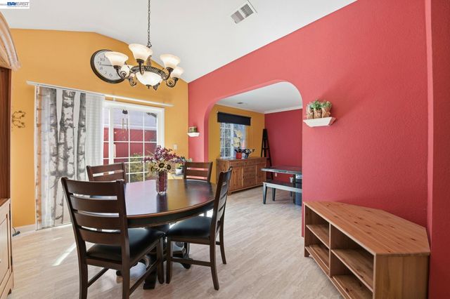 4541 Darcelle Dr, Union City, CA 94587