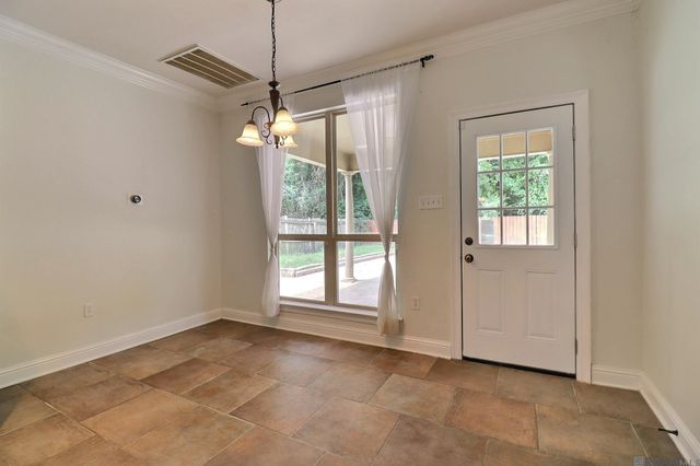 12249 Canterbury Park Dr, Geismar, LA 70734