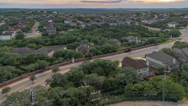 419 KNIGHTS CROSS DR, San Antonio, TX 78258