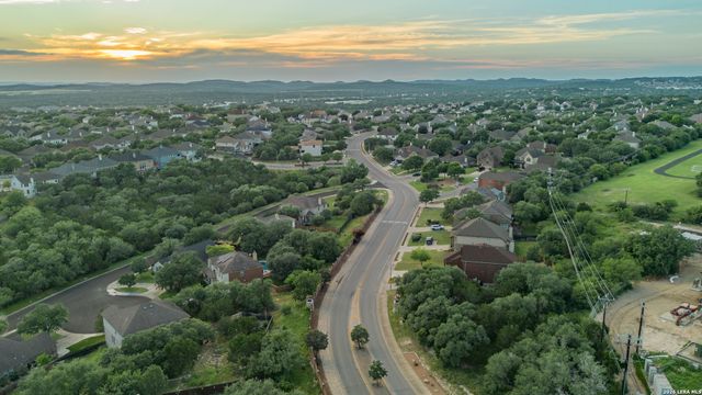 419 KNIGHTS CROSS DR, San Antonio, TX 78258