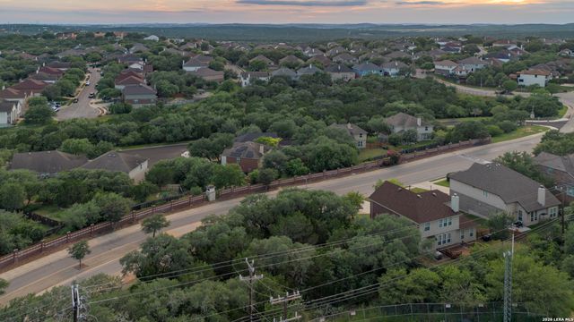 419 KNIGHTS CROSS DR, San Antonio, TX 78258
