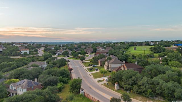 419 KNIGHTS CROSS DR, San Antonio, TX 78258