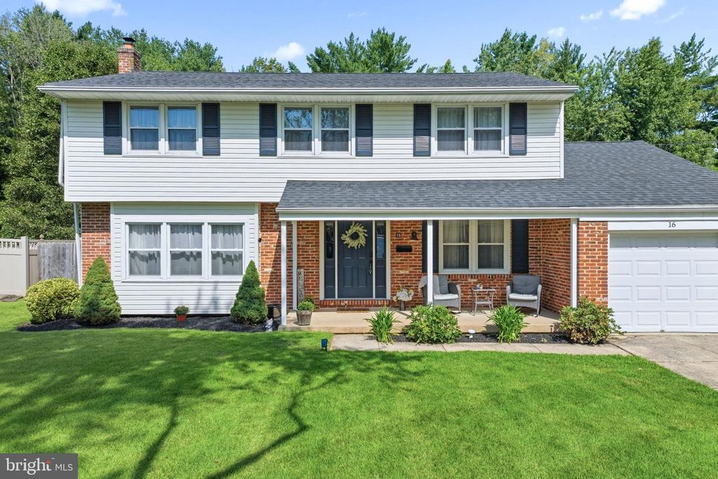 16 BISCAYNE BLVD, WEST DEPTFORD TWP, NJ 08096 — exterior