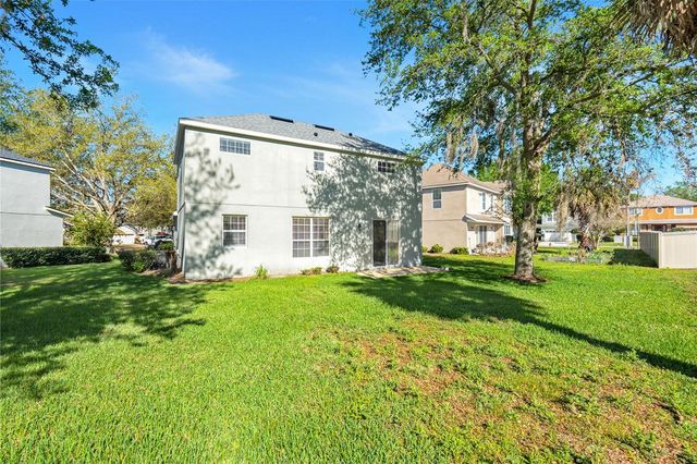 413 SPLIT OAK COURT, Eustis, FL 32736