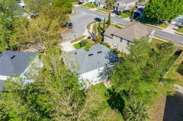 413 SPLIT OAK COURT, Eustis, FL 32736