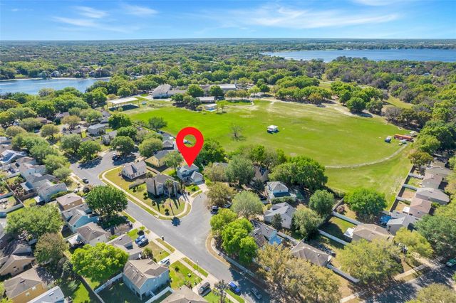 413 SPLIT OAK COURT, Eustis, FL 32736