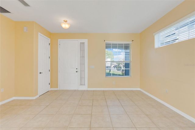 413 SPLIT OAK COURT, Eustis, FL 32736