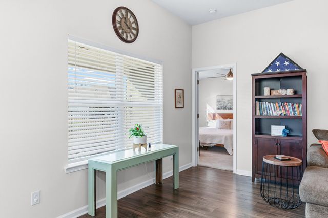 2820 Buzz St, Columbia, TN 38401