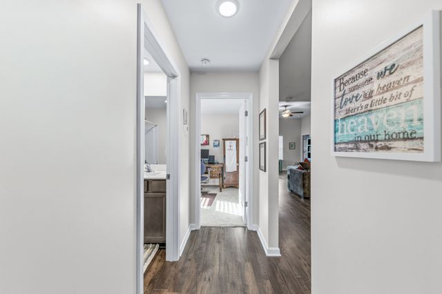 2820 Buzz St, Columbia, TN 38401