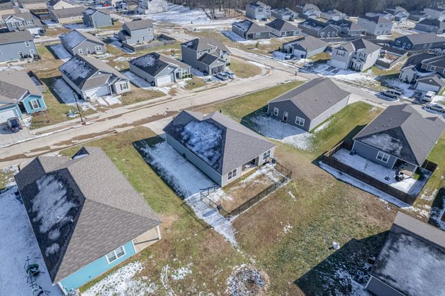 2820 Buzz St, Columbia, TN 38401