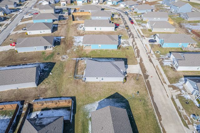 2820 Buzz St, Columbia, TN 38401