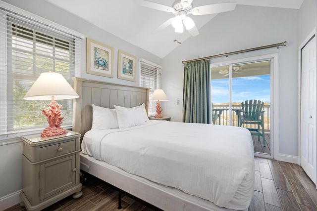 2002 Marina Villa Drive, Duck Key, FL 33050