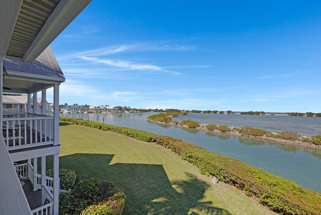 2002 Marina Villa Drive, Duck Key, FL 33050