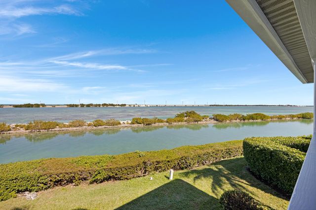2002 Marina Villa Drive, Duck Key, FL 33050