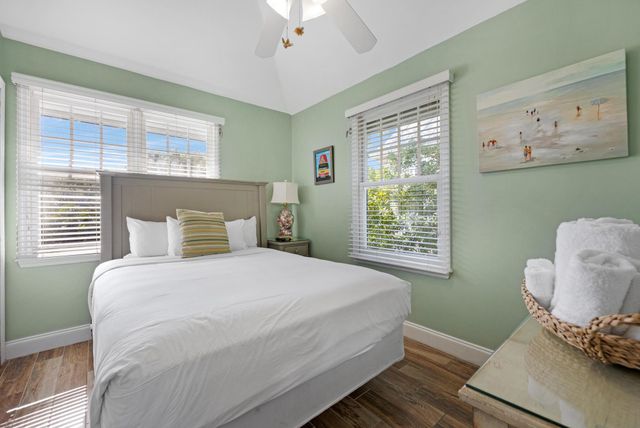 2002 Marina Villa Drive, Duck Key, FL 33050