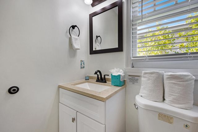 2002 Marina Villa Drive, Duck Key, FL 33050