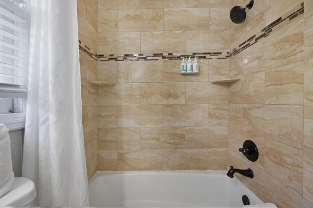 2002 Marina Villa Drive, Duck Key, FL 33050