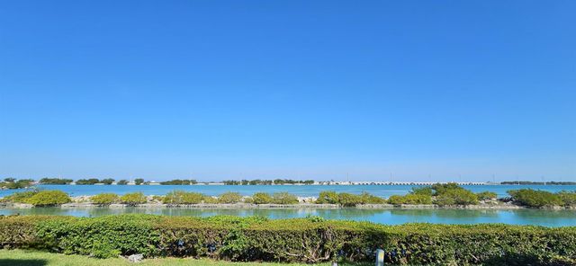 2002 Marina Villa Drive, Duck Key, FL 33050