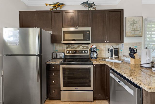 2002 Marina Villa Drive, Duck Key, FL 33050