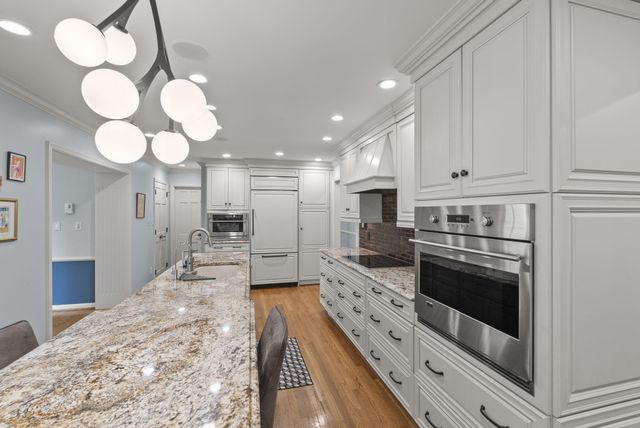 309 Greenbriar Road, Lexington, KY 40503