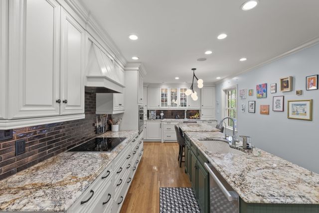 309 Greenbriar Road, Lexington, KY 40503