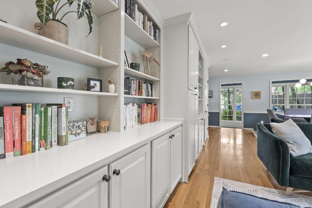 309 Greenbriar Road, Lexington, KY 40503