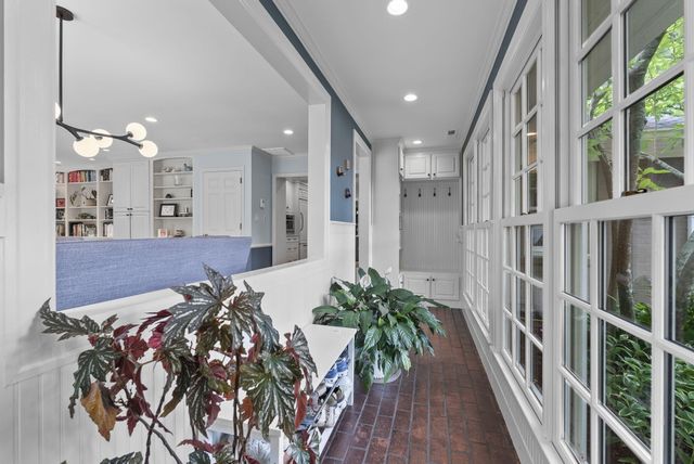 309 Greenbriar Road, Lexington, KY 40503