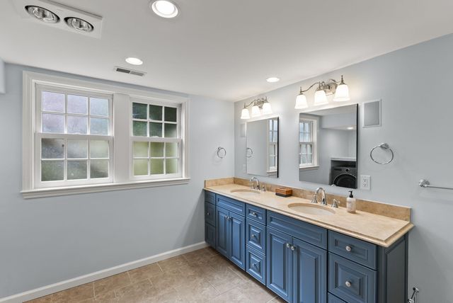 309 Greenbriar Road, Lexington, KY 40503