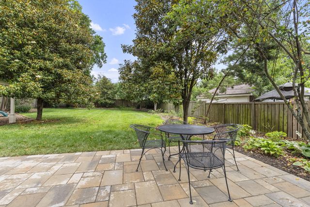 309 Greenbriar Road, Lexington, KY 40503