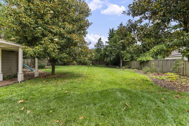 309 Greenbriar Road, Lexington, KY 40503