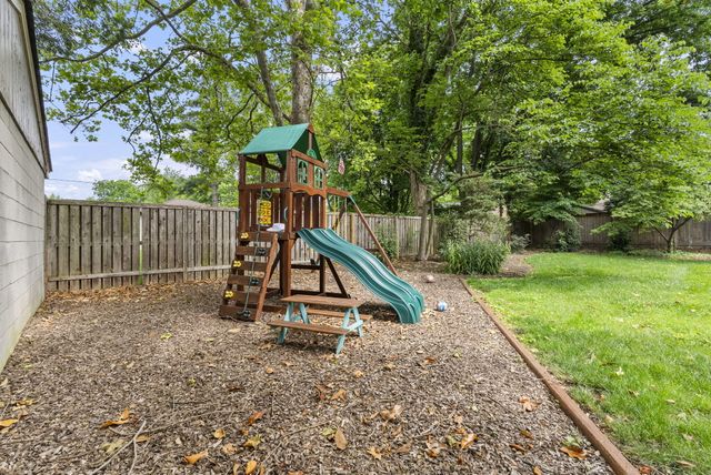 309 Greenbriar Road, Lexington, KY 40503