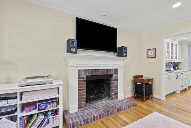 309 Greenbriar Road, Lexington, KY 40503