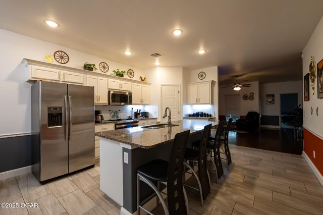 2515 S River Street, Carthage, MO 64836