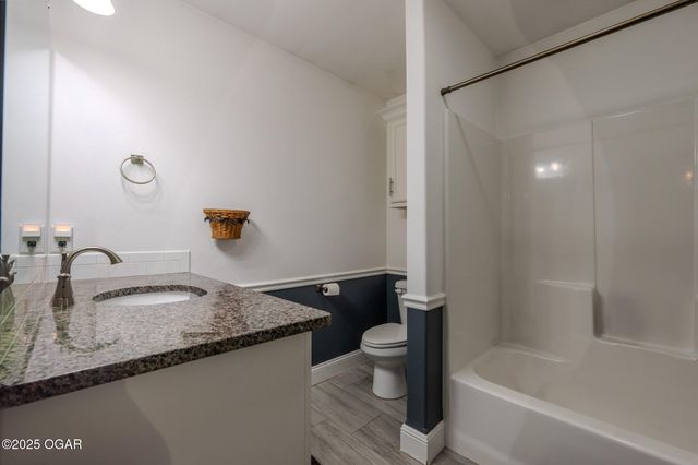 2515 S River Street, Carthage, MO 64836